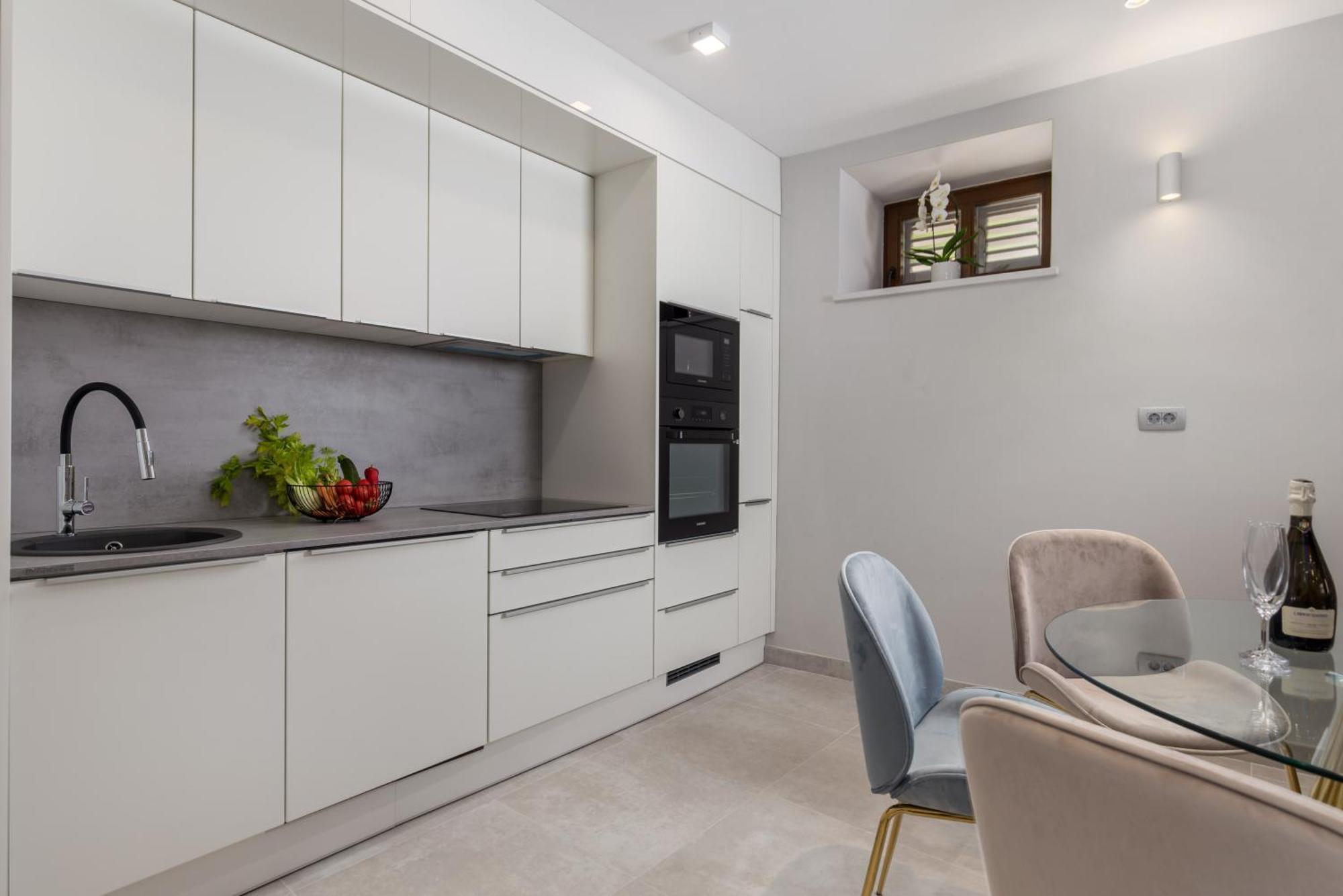 קריקווניצה Apartmani Dogas חדר תמונה