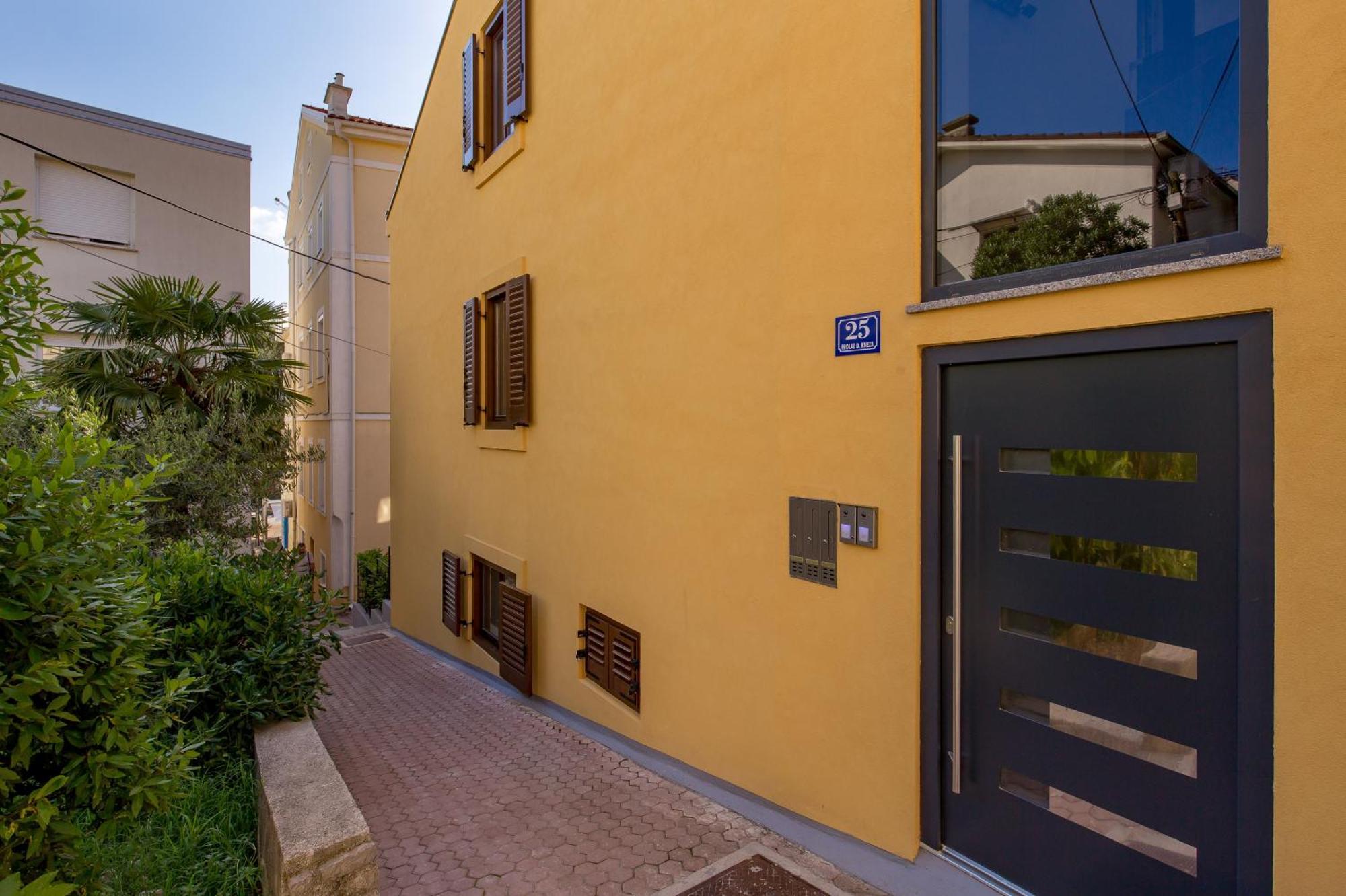 קריקווניצה Apartmani Dogas חדר תמונה